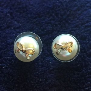 NWT Marley Lilly Pearl Bow Earrings